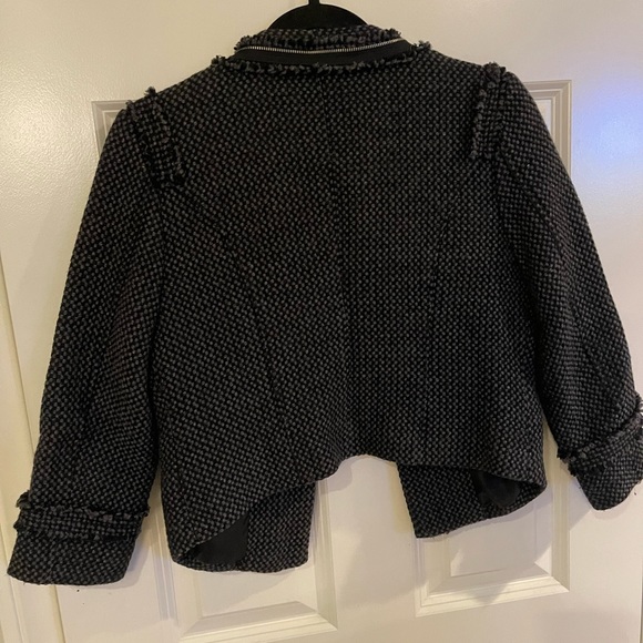 Hinge Size S , Black / Grey raw edge high low blazer - Picture 5 of 13